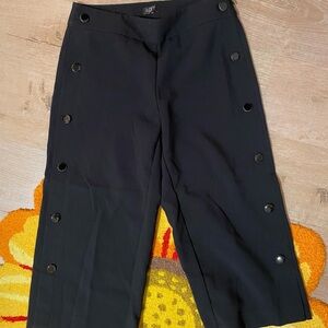 Loft Capri Button Pants
